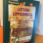 Paananen Wellamo: Lottana lippusiimassa - pikkukuva 1