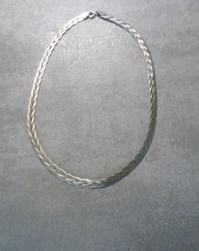 Hopeinen kaulakoru 42cm Italy