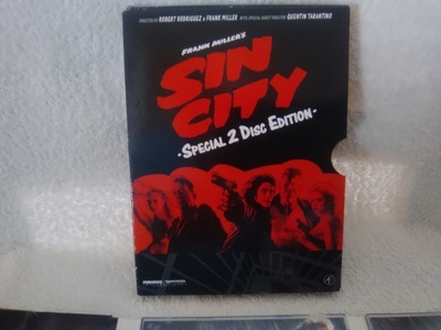SIN CITY DVD SPECIAL 2 LEVYÄ