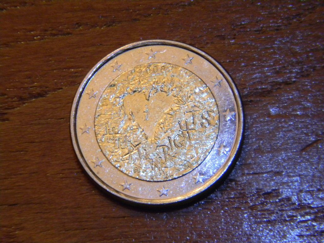 Suomi 2008 2 euro juhlaraha "Ihmisoikeudet"