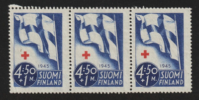 1945 4½mk+1mk Punaisen Ristin merkkiryhmä leimaamattomana**