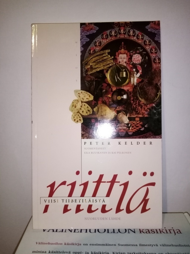 KELDER :  VIISI TIIBETTILÄISTÄ RIITTIÄ ( SIS POSTIKULU  )