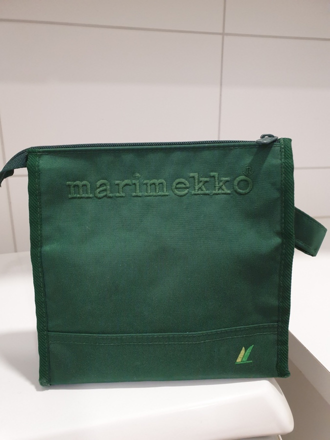 **MARIMEKKO** vihreä toilettilaukku 20x20 cm