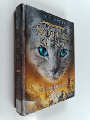 Erin Hunter : Neljäs oppilas