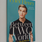 Tyler Henry : Between Two Worlds - Lessons from the Other... - pikkukuva 1