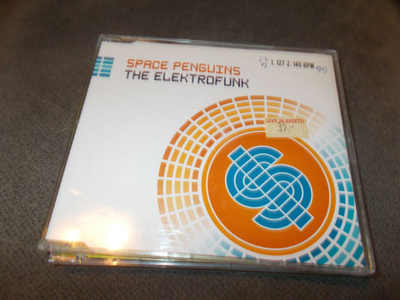 CDM SPACE PENGUINS ** THE ELECTROFUNK **