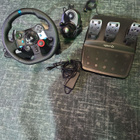 Logitech G29 -ratti + polkimet + vaihdekeppi – vähän käyt. - pikkukuva 1
