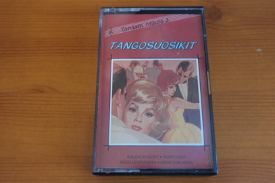 Tanssin taikaa:Tangosuosikit C-kasetti.Hieno!