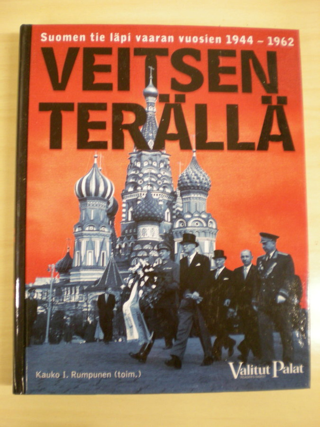 Kauko I. Rumpunen (toim.): Veitsen terällä - Suomen tie läpi