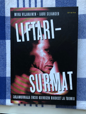 Viljakainen & Silvander: Liftarisurmat. 2022. 1.p.