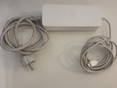 Mac mini 85W virtalähde