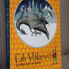 Natalie Jane Prior : Lili Väkevä ja Mustat vuoret (1.p. 2004 - pikkukuva 1