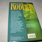 Nora Roberts Huumaavan tuoksun huvila  -sid - pikkukuva 2