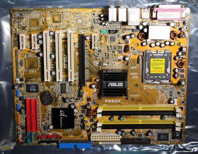 LGA775-emolevy Asus P5GD2 Rev. 2.04 Asuksen tehdaskunnostama