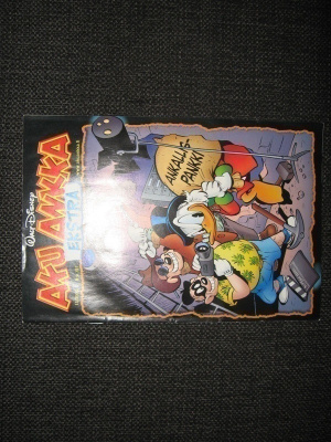 Aku Ankka ekstra N:o 197 vuodelta 2013