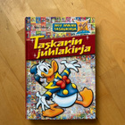 Walt Disney : Taskarin juhlakirja ( 2012 ) - pikkukuva 1