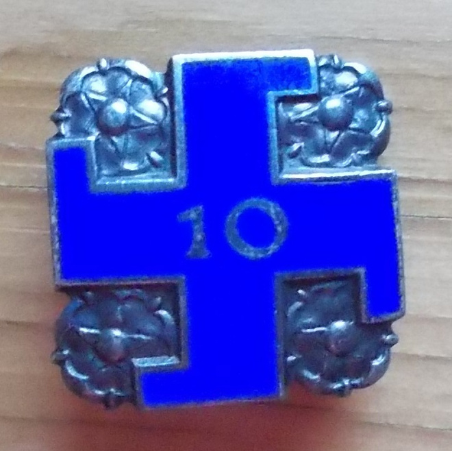 Lotta Svärd 10-vuotismerkkii,numeroitu