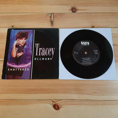 Tracey Ullman - Shattered / Alone 7" single
