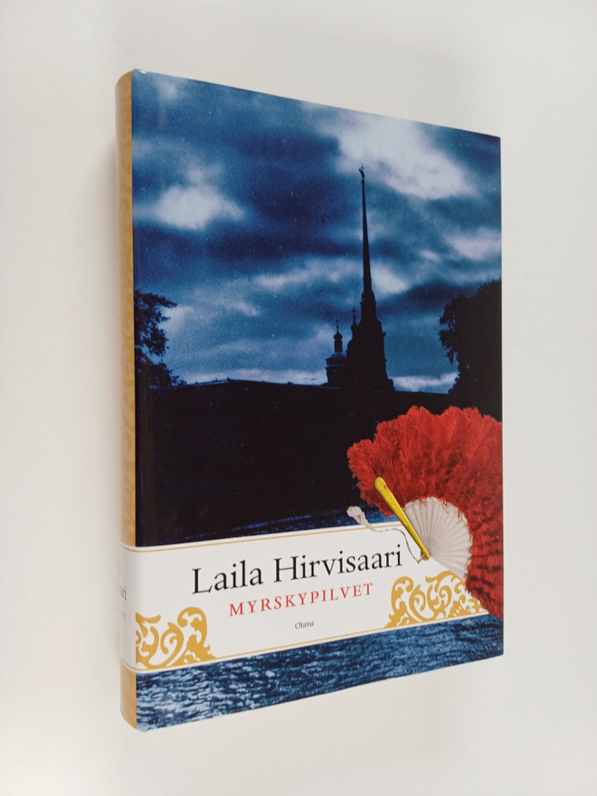 Laila Hirvisaari : Myrskypilvet