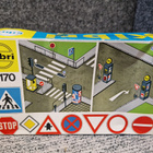 H0 Kibri 8170 Jalkakäytävän rakentaminen ja liikennemerkit - pikkukuva 1