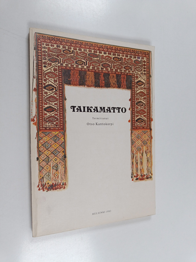 Otso (toim.) Kantokorpi : Taikamatto