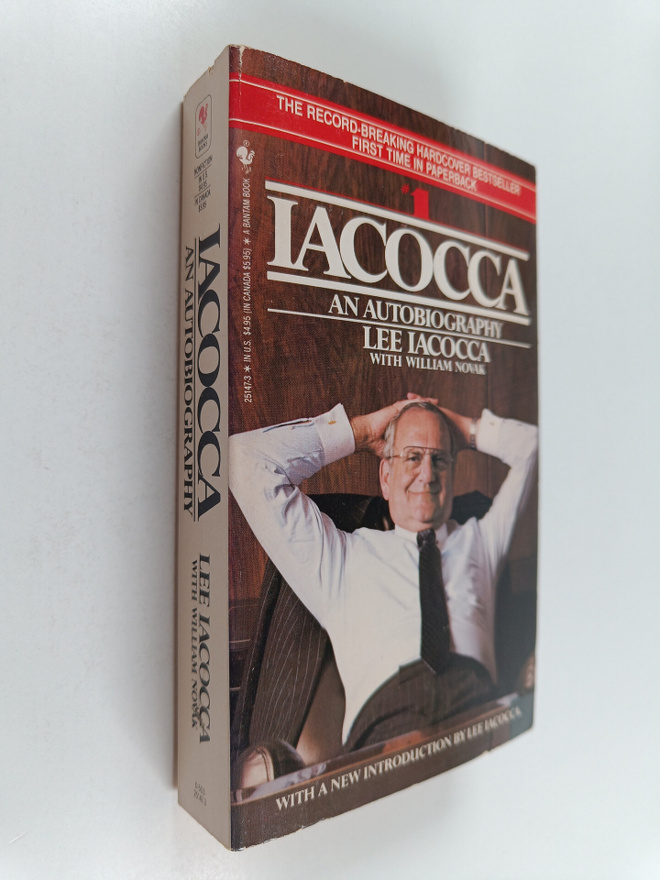 Lee Iacocca : Iacocca : an autobiography
