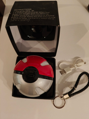 Pokemon varavirtalähde 10000 mAh -Uusi