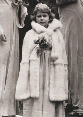 Kuningatar Elizabeth lapsena 1931 (isohko kortti)