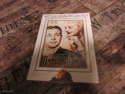 On the Avenue (1937) DVD *uusi*