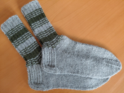VILLASUKAT UUDET koko 42-44  7-Velj. langasta