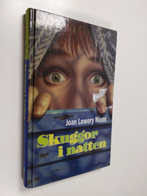 Joan Lowery-Nixon : Skuggor i natten