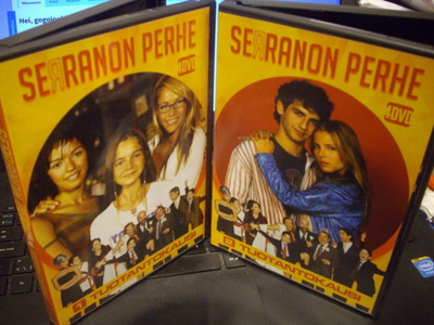 8DVD SERRANON PERHE tuotantokausi 1-2   (Sis.postikulut )