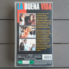 VHS: La Buena Vida (O: David Trueba 1996) - pikkukuva 2