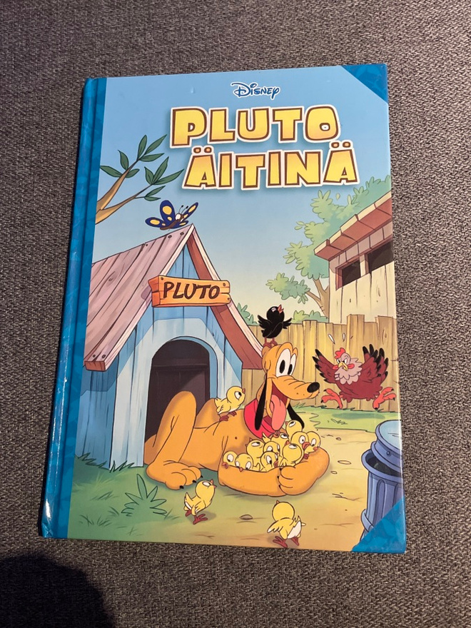 Disney - Pluto Äitinä - Ensimmäinen Painos 2005