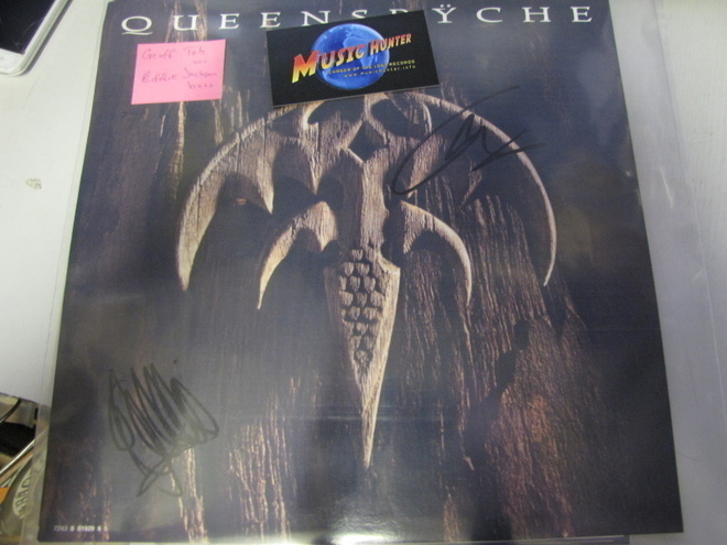 QUEENSRYCHE JENKKI PROMO FLAT KAHDELLA NIMMARILLA