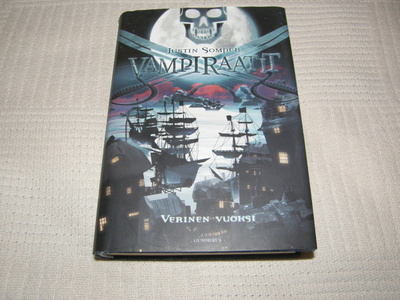 Justin Simper Vampiraatit Verinen vuoksi