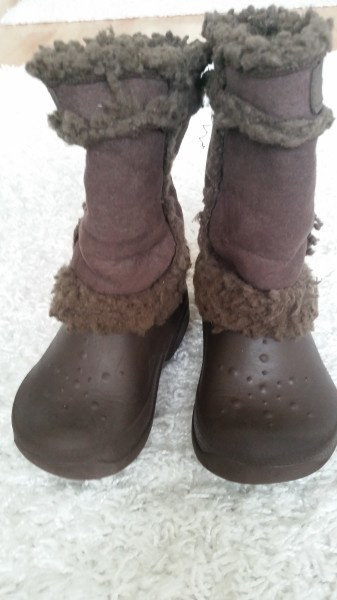 #### Crocs  karvavarsi saappaat koko 25 -26 #####
