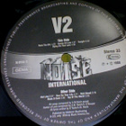V2   ::   V2   ::   VINYYLI LP    !!    1988 - pikkukuva 4