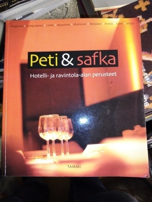 KOPPINEN YM. :  PETI &  SAFKA ( SIS POSTIKULU  )
