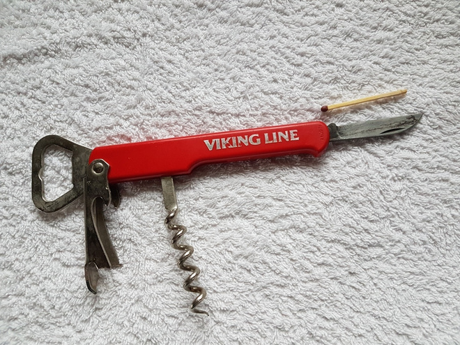 Viiking Line  Korkinavaaja, linkkuveitsi ym.