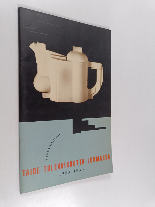 Paavo (käännös) Siltala : Taide tulevaisuutta luomassa : ...