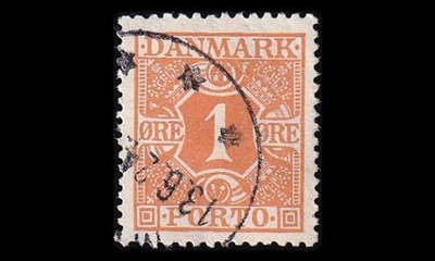 Tanska PORTO_9 o 1 öre tasainen tausta (1921)