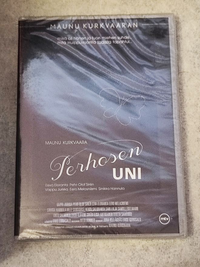 Perhosen uni UUSI Maunu Kurkvaara
