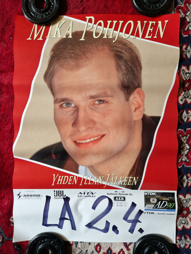 Mika Pohjonen yhden illan jälkeen Keikkajuliste