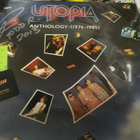 UTOPIA - ANTHOLOGY 1ST US - 82 PRESS LP  TODIN NIMIKIRJOITUS - pikkukuva 1