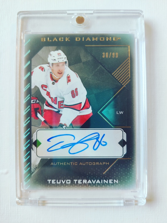 Teuvo Teräväinen - 21-22 Black Diamond Gold Auto /99