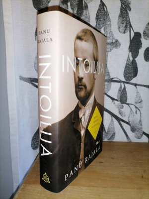 Intoilija - Fotografin muistikuvat - Panu Rajala - 1.p.Uusi