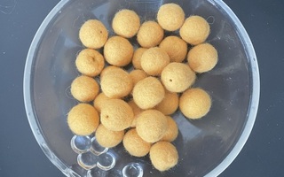 Huopapalloja askarteluun
