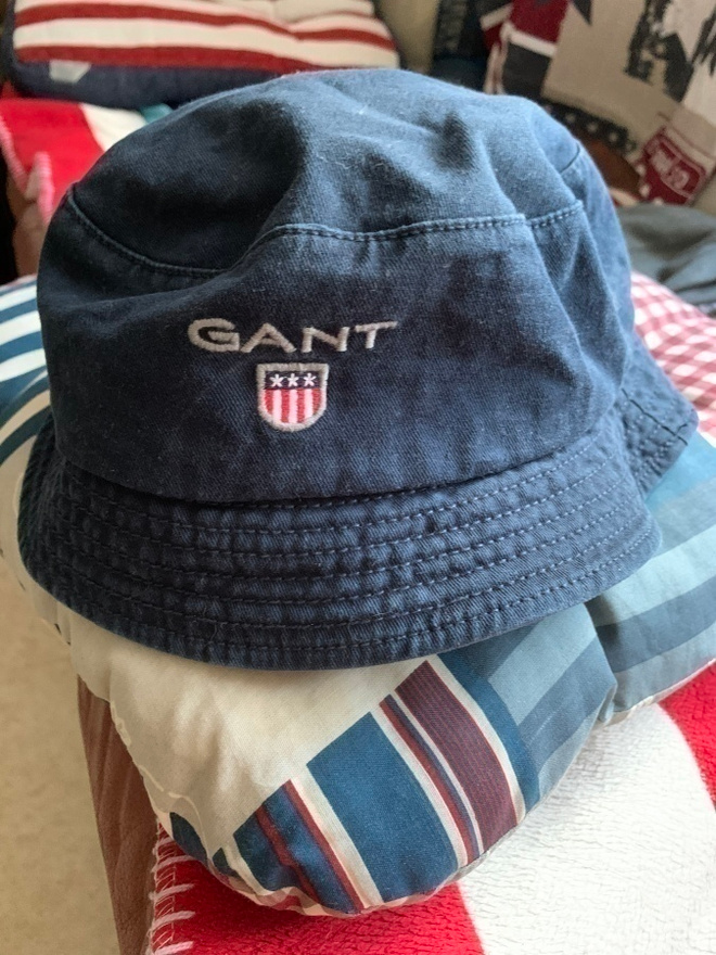 GANT BUCKET HAT ONE SIZE