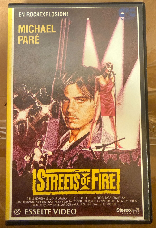 STREETS OF FIRE (VHS) ESSELTE VIDEO SWE